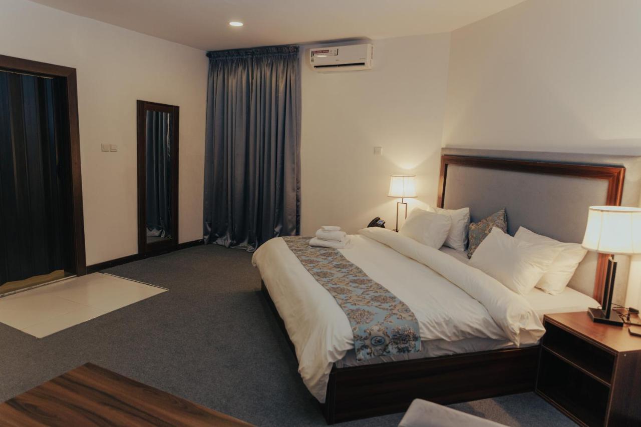 Sinclair Lake Chad Abuja Exterior photo
